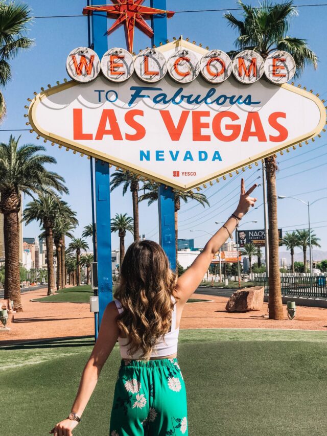 How to Book a Trip to Vegas for Free