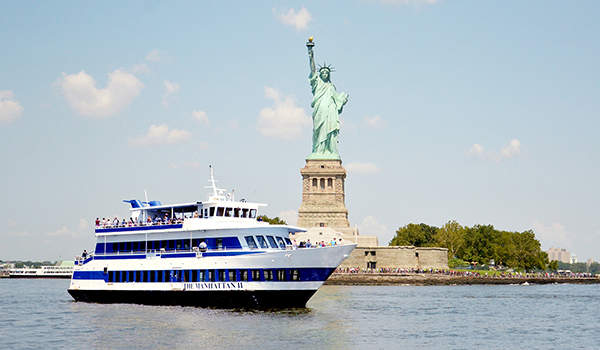 NYC boat cruise | How to Celebrate 30th Birthday in NYC