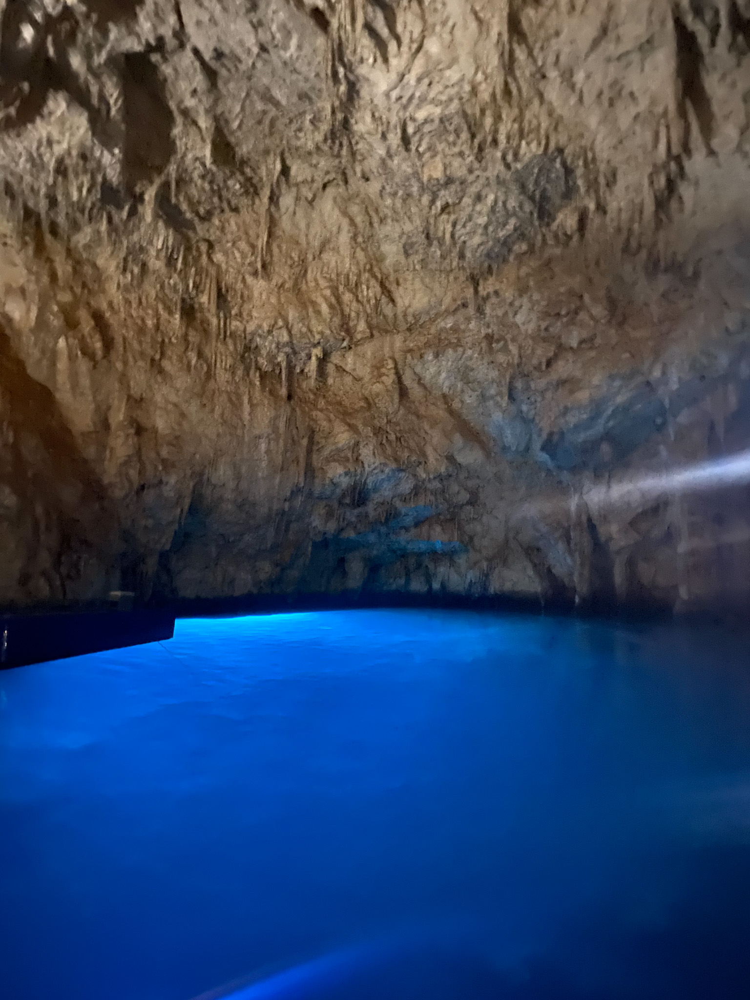 Grotta Dello Smeraldo underground